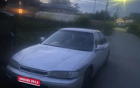 Honda Accord VII рестайлинг, 1994 год, 100 000 рублей, 1 фотография