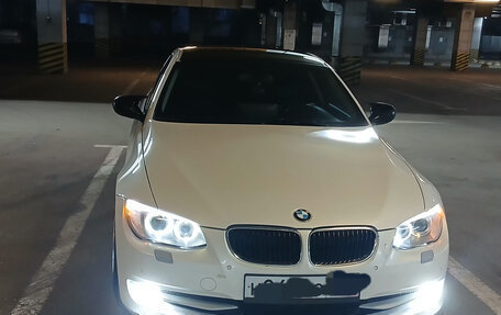 BMW 3 серия, 2011 год, 920 000 рублей, 10 фотография