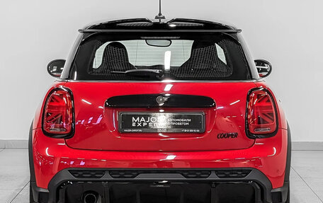 MINI Hatch, 2022 год, 1 940 000 рублей, 5 фотография