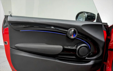 MINI Hatch, 2022 год, 1 940 000 рублей, 24 фотография