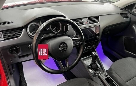 Skoda Octavia, 2017 год, 1 595 000 рублей, 8 фотография