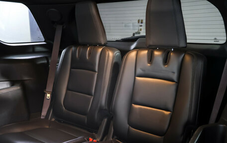 Ford Explorer VI, 2012 год, 1 245 000 рублей, 12 фотография