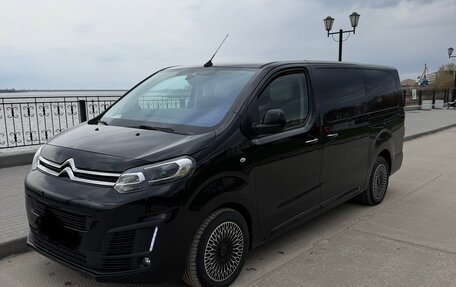 Citroen SpaceTourer I, 2017 год, 2 600 000 рублей, 8 фотография