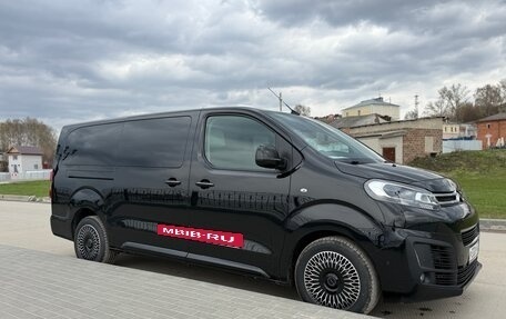 Citroen SpaceTourer I, 2017 год, 2 600 000 рублей, 13 фотография