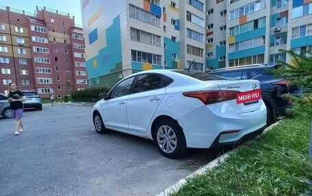 Hyundai Solaris II рестайлинг, 2019 год, 920 000 рублей, 5 фотография