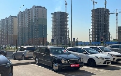 Mercedes-Benz E-Класс, 1999 год, 520 000 рублей, 1 фотография