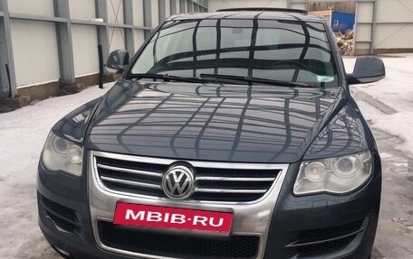 Volkswagen Touareg III, 2007 год, 850 000 рублей, 1 фотография