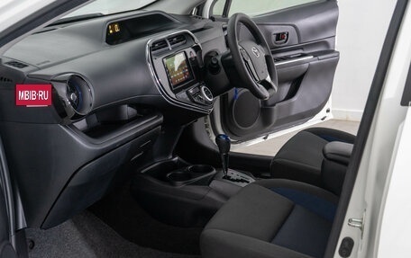 Toyota Aqua I, 2019 год, 950 000 рублей, 14 фотография