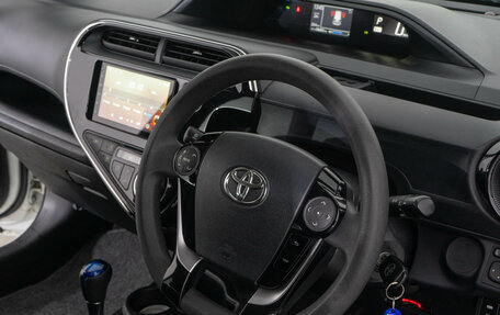 Toyota Aqua I, 2019 год, 950 000 рублей, 18 фотография