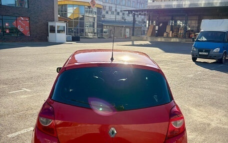 Renault Clio III, 2006 год, 300 000 рублей, 3 фотография