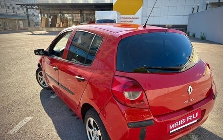 Renault Clio III, 2006 год, 300 000 рублей, 10 фотография