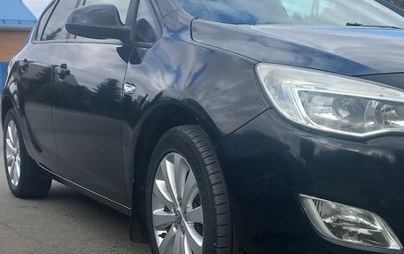 Opel Astra J, 2011 год, 600 000 рублей, 9 фотография