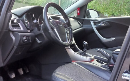 Opel Astra J, 2011 год, 600 000 рублей, 7 фотография