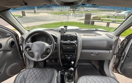 Hyundai Santa Fe III рестайлинг, 2001 год, 410 000 рублей, 13 фотография