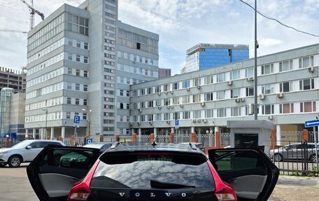 Volvo V40 Cross Country I, 2019 год, 1 750 000 рублей, 5 фотография