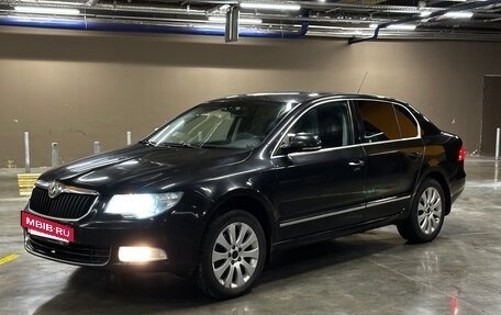 Skoda Superb III рестайлинг, 2009 год, 845 000 рублей, 5 фотография