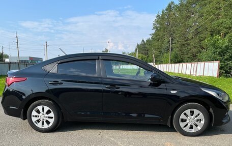 Hyundai Solaris II рестайлинг, 2018 год, 1 150 000 рублей, 2 фотография