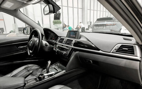 BMW 3 серия, 2018 год, 2 222 000 рублей, 7 фотография