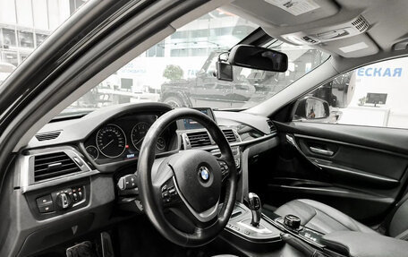 BMW 3 серия, 2018 год, 2 222 000 рублей, 10 фотография