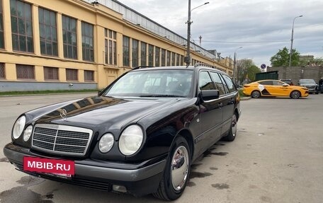Mercedes-Benz E-Класс, 1999 год, 520 000 рублей, 6 фотография