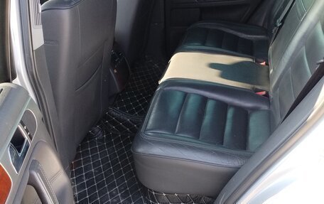 Volkswagen Touareg III, 2005 год, 750 000 рублей, 8 фотография
