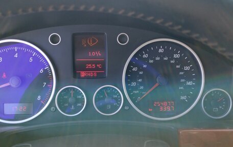 Volkswagen Touareg III, 2005 год, 750 000 рублей, 14 фотография