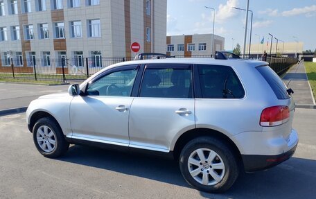 Volkswagen Touareg III, 2005 год, 750 000 рублей, 3 фотография