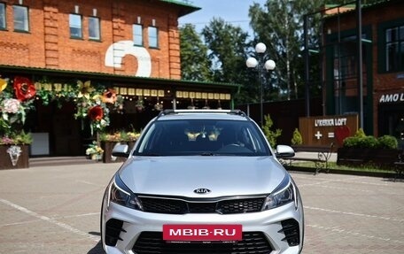KIA Rio IV, 2021 год, 1 800 000 рублей, 2 фотография