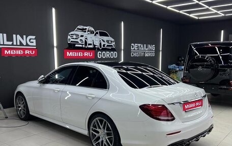 Mercedes-Benz E-Класс, 2016 год, 2 300 000 рублей, 1 фотография