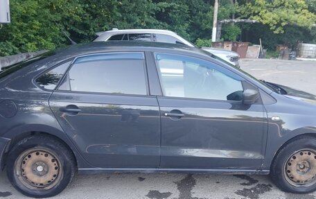 Volkswagen Polo VI (EU Market), 2010 год, 375 000 рублей, 2 фотография