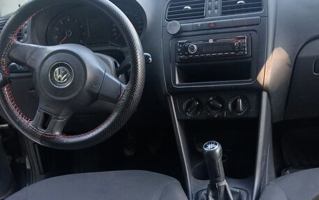 Volkswagen Polo VI (EU Market), 2010 год, 375 000 рублей, 13 фотография
