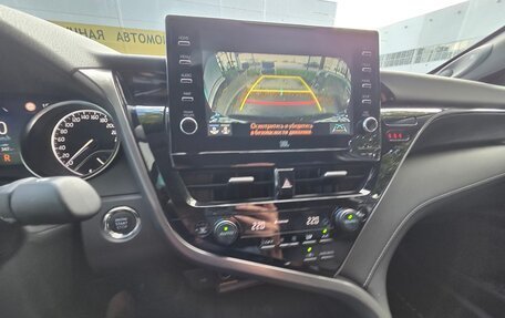 Toyota Camry, 2021 год, 3 150 000 рублей, 11 фотография