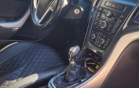 Opel Astra J, 2013 год, 770 000 рублей, 8 фотография