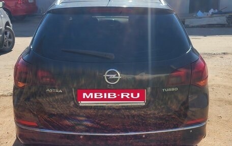 Opel Astra J, 2013 год, 770 000 рублей, 3 фотография