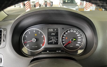 Volkswagen Polo VI (EU Market), 2010 год, 670 000 рублей, 2 фотография