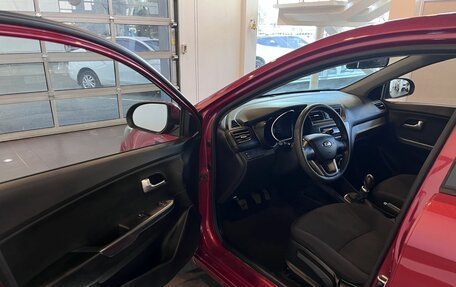 KIA Rio III рестайлинг, 2013 год, 845 000 рублей, 21 фотография