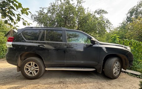 Toyota Land Cruiser Prado 150 рестайлинг 2, 2013 год, 2 650 000 рублей, 4 фотография