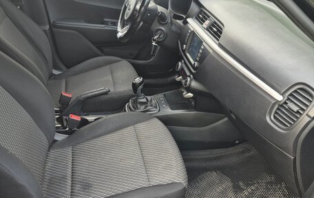 KIA Rio IV, 2019 год, 1 200 000 рублей, 12 фотография