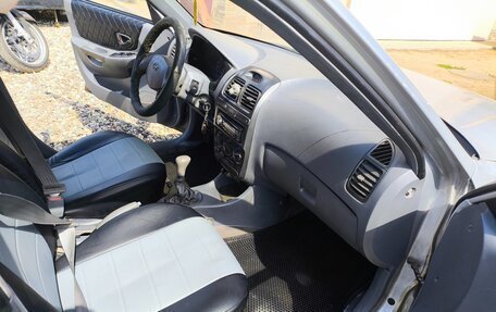 Hyundai Accent II, 2005 год, 250 000 рублей, 13 фотография