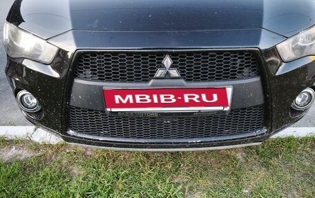 Mitsubishi Outlander III рестайлинг 3, 2012 год, 1 250 000 рублей, 12 фотография