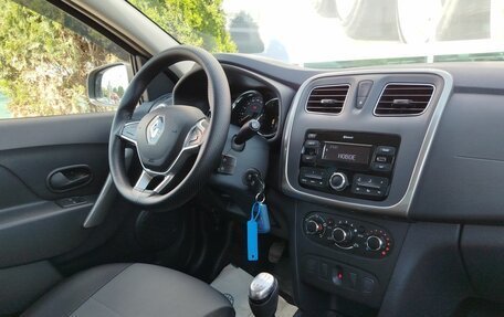 Renault Logan II, 2021 год, 1 590 000 рублей, 11 фотография