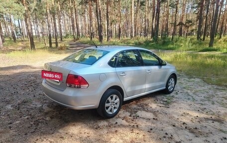 Volkswagen Polo VI (EU Market), 2011 год, 675 000 рублей, 2 фотография