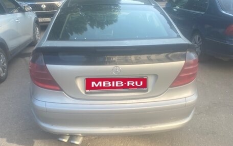 Mercedes-Benz C-Класс, 2001 год, 300 000 рублей, 2 фотография