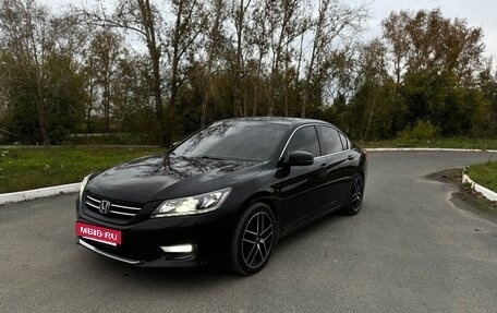 Honda Accord IX рестайлинг, 2013 год, 1 350 000 рублей, 9 фотография