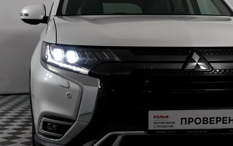 Mitsubishi Outlander III рестайлинг 3, 2021 год, 2 945 000 рублей, 20 фотография