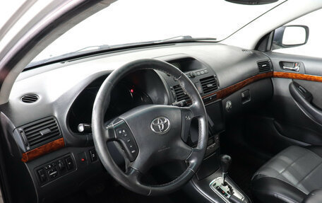 Toyota Avensis III рестайлинг, 2005 год, 499 000 рублей, 6 фотография