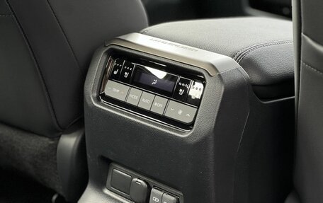 Toyota Land Cruiser Prado, 2026 год, 11 490 000 рублей, 29 фотография