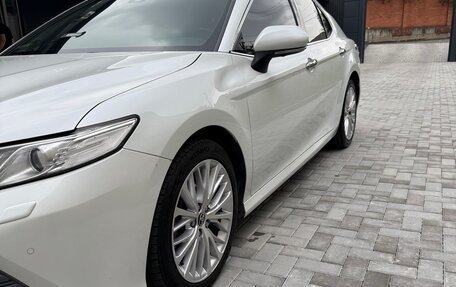 Toyota Camry, 2019 год, 270 000 рублей, 3 фотография