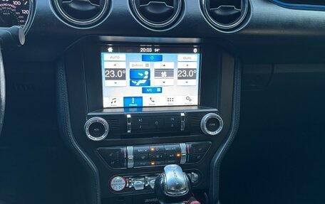 Ford Mustang VI рестайлинг, 2016 год, 2 450 000 рублей, 10 фотография