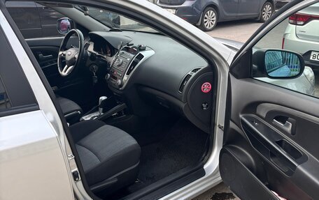 KIA cee'd I рестайлинг, 2010 год, 800 000 рублей, 13 фотография